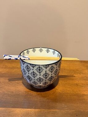 Home Essentials White and Black Patterned Ceramic Bowl